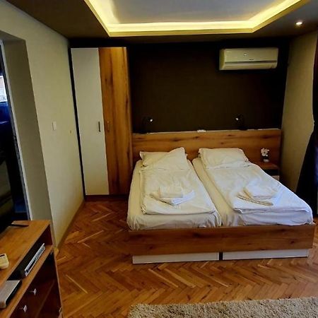 Ivet Guest Rooms Varna Exteriér fotografie